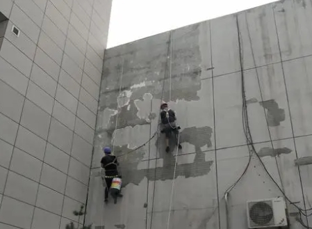 建宁楼顶漏水维修公司分享下建宁外墙防水的注意事项