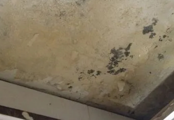 建宁阳台漏水维修公司分享下建宁卫生间渗水维修需要注意哪些问题。